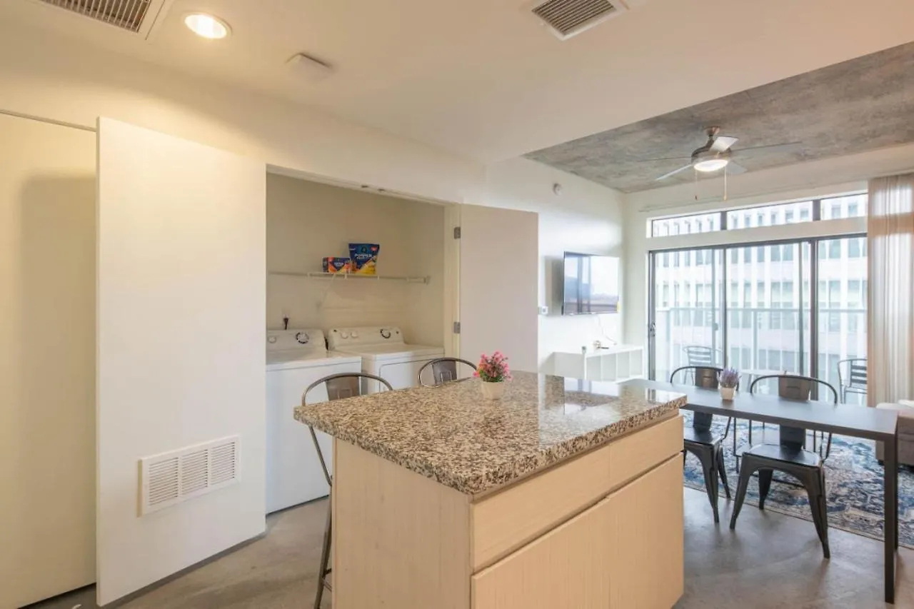 Apartment Lovely 1Bd - Central Downtown - Gym, Pool, Parking Phoenix United States