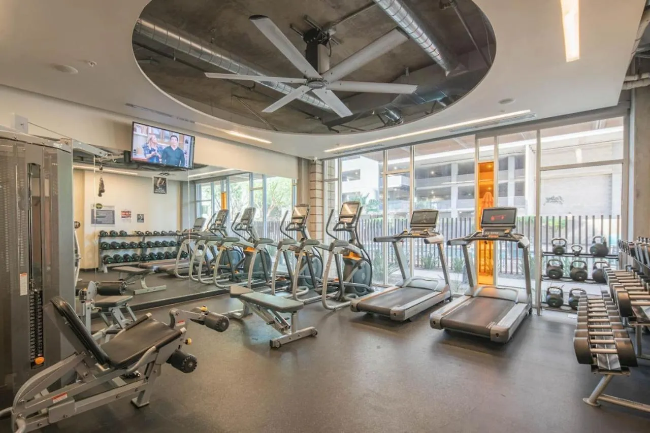 Lovely 1Bd - Central Downtown - Gym, Pool, Parking Phoenix Apartment
