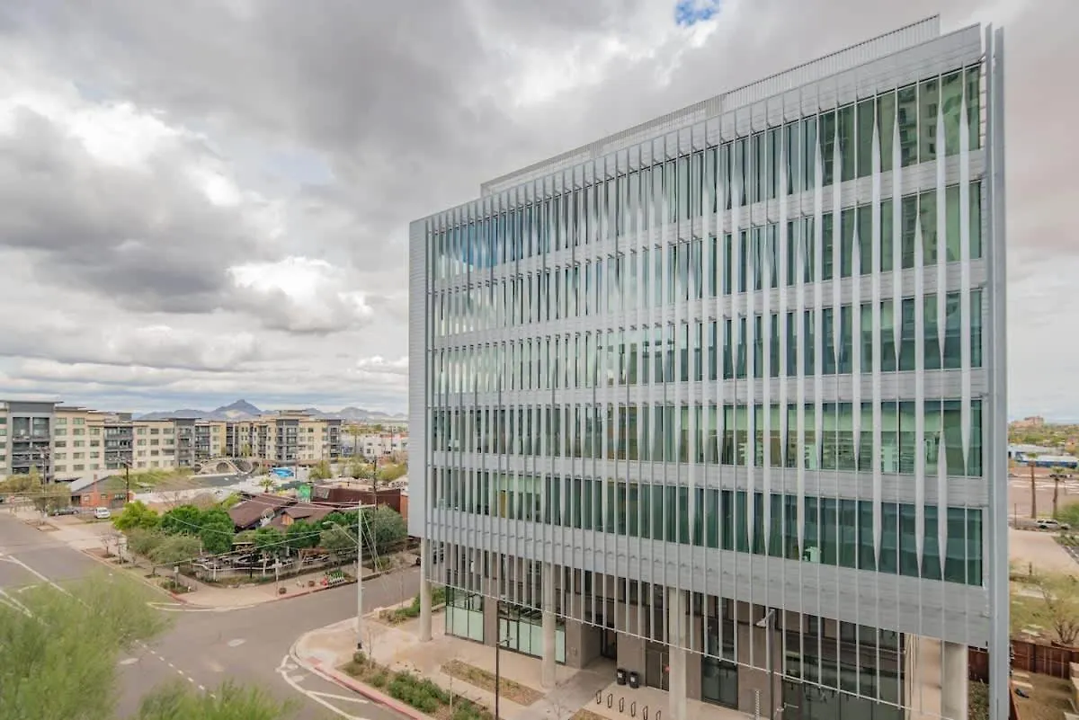 Lovely 1Bd - Central Downtown - Gym, Pool, Parking Phoenix 0*,