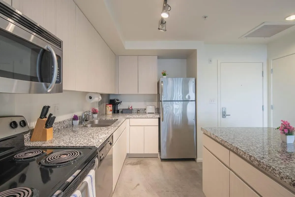 Lovely 1Bd - Central Downtown - Gym, Pool, Parking Phoenix